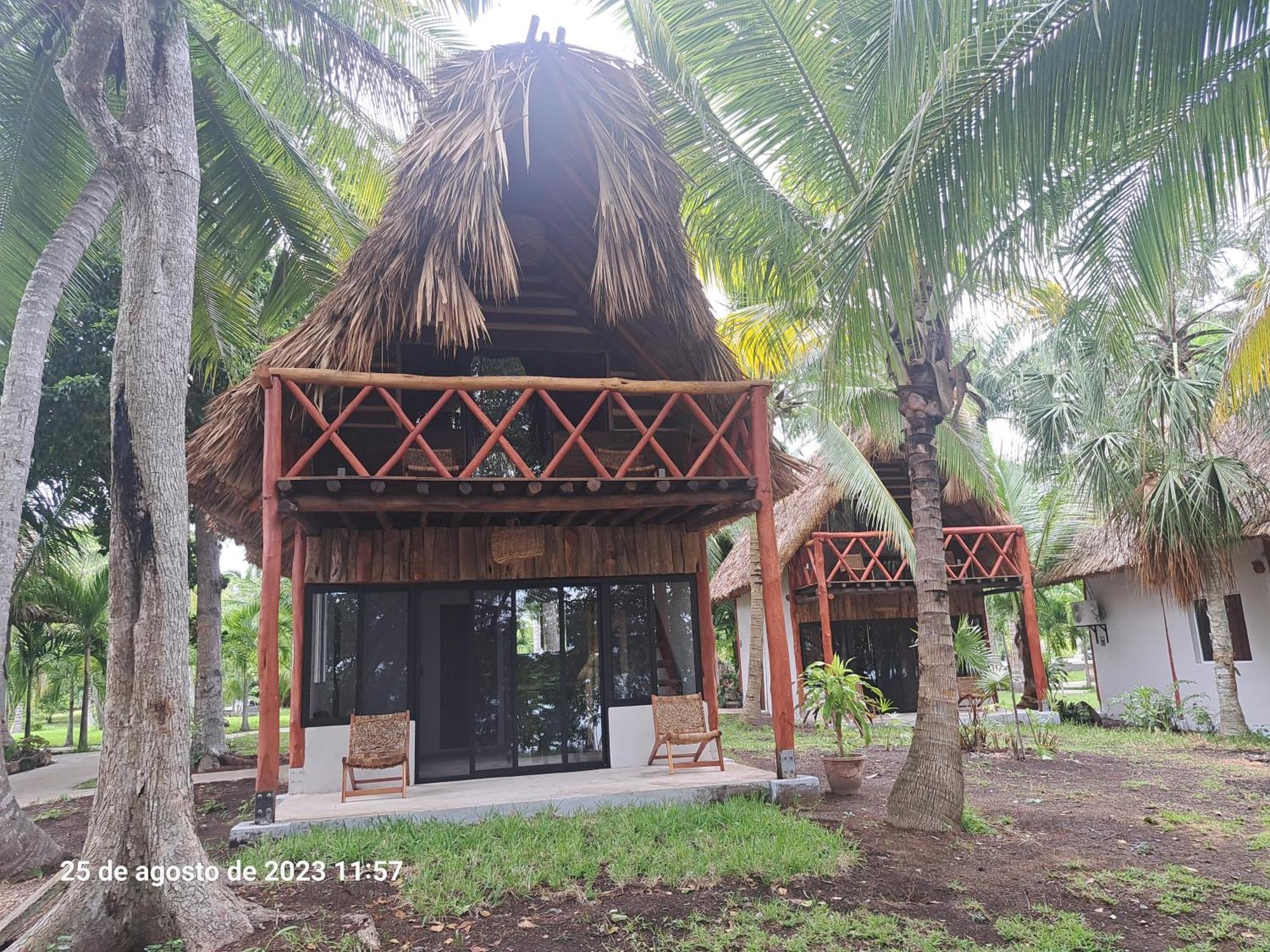 Embajada Universal By La Eufemia Group Huay Pix Exterior foto